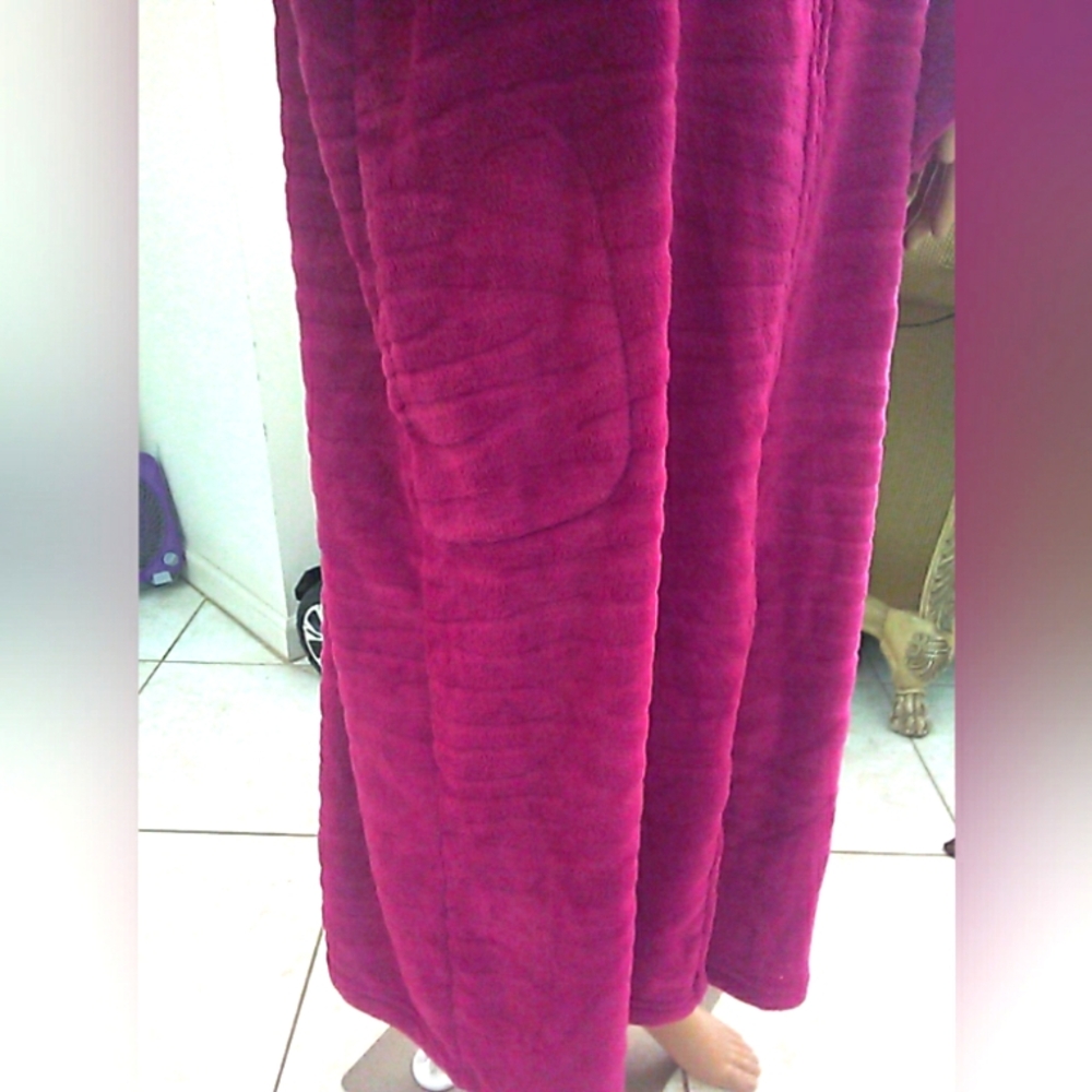 Lk. New Miss Elaine Fuchsia Plush Robe Sz XL Zip Up Luxurious SOFT Single Tassel - Picture 10 of 11